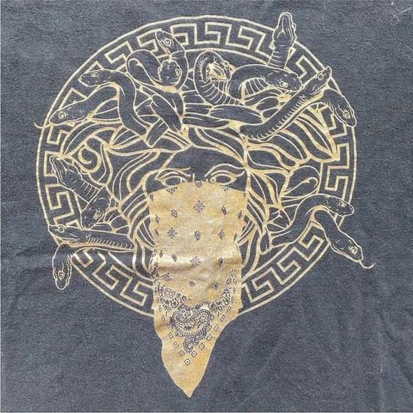 CROOKS & CASTLES Medusa Bandana T-Shirt - Picture 3 of 9
